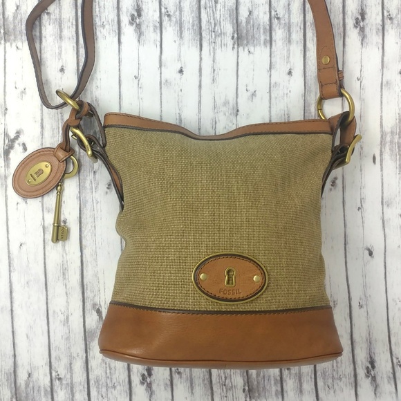 Fossil Handbags - FOSSIL-Vintage Leather Crossbody Handbag